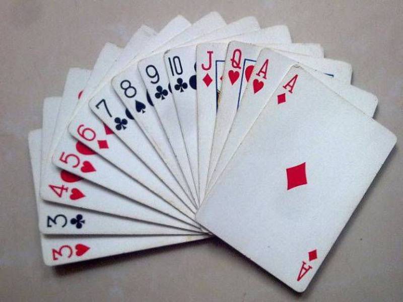 Cách Nhớ Bài Khi Chơi Tiến Lên - Bí Kíp Ghi Nhớ Để Luôn Thắng 2 Nhớ bài là gì và vì sao quan trọng trong tiến lên?